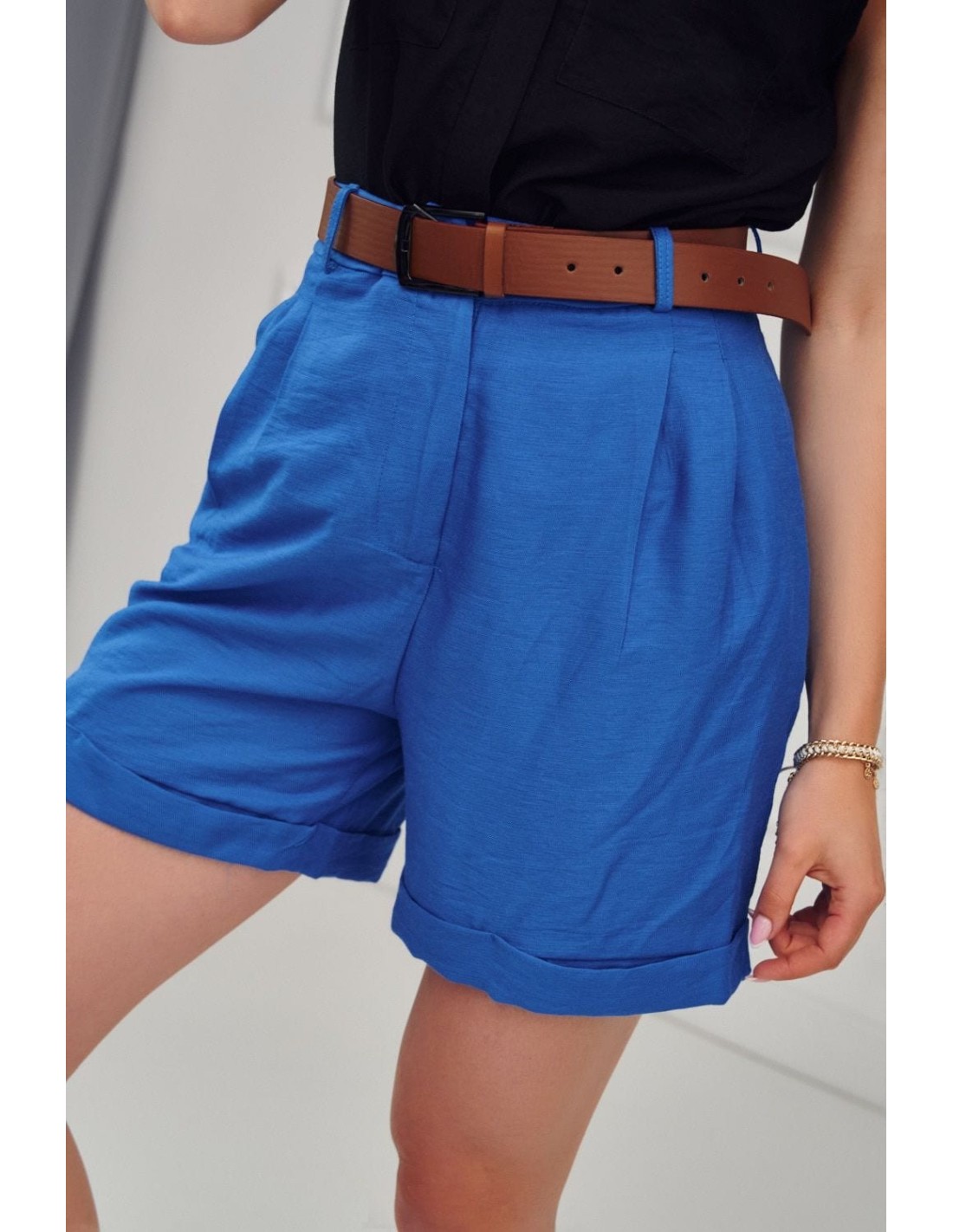 Women\'s shorts with a belt, dark blue MP47361 - Online store - Boutique